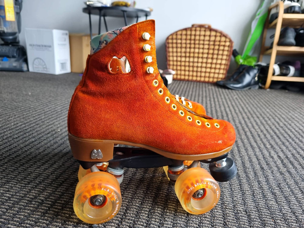 Reviving old skates with Angelus Suede Dye!