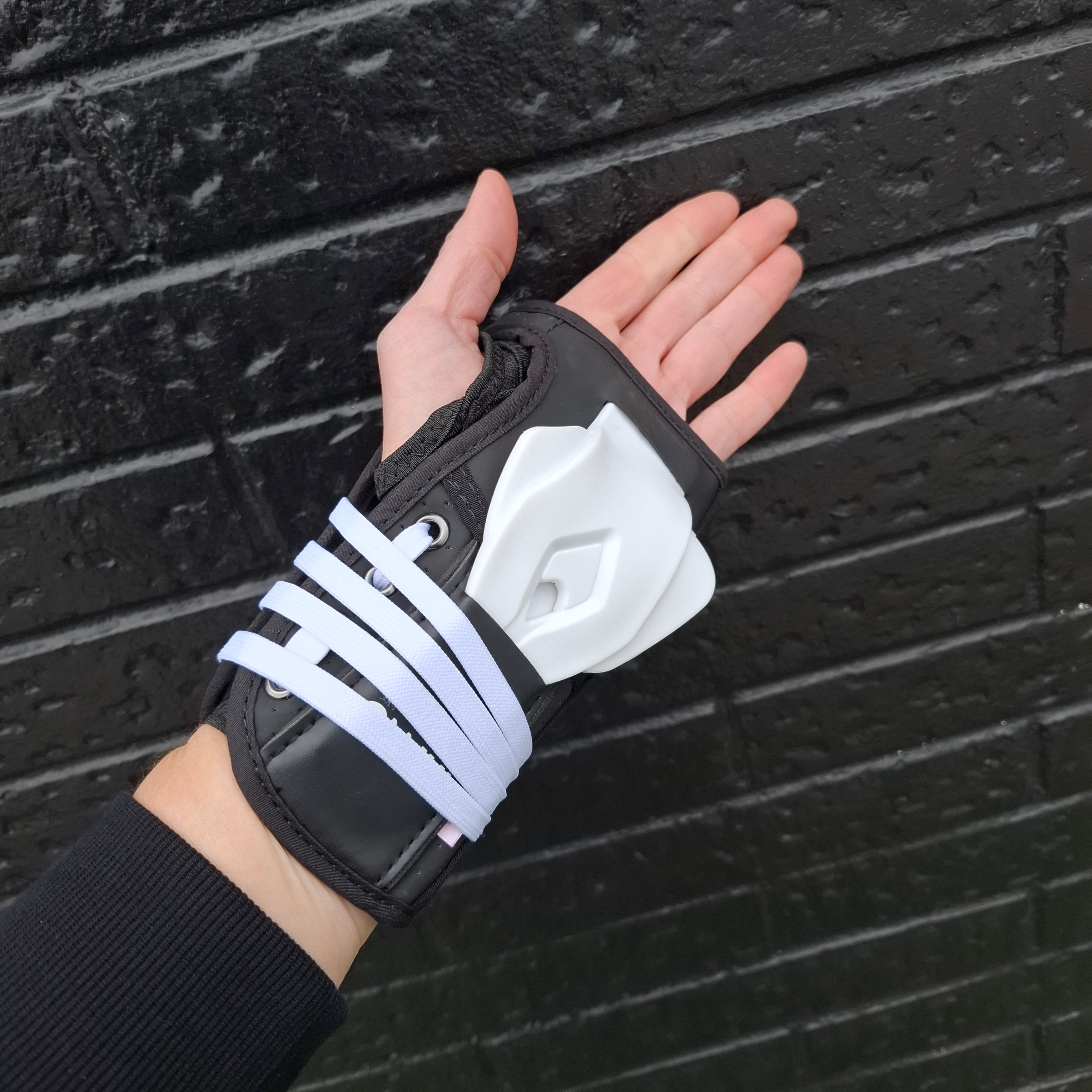 Ennui Allround Wrist Brace